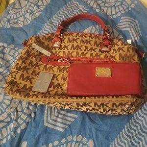 Authentic Michael Kors Satchel w/Strap with matching wallet